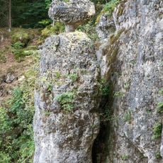 Schwammerl-Felsen WSW von St. Colomann