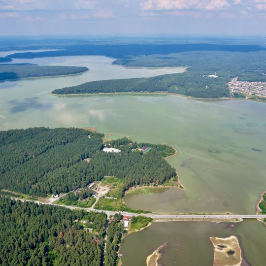 Verkhnemakarovskoye Vodokhranilishche