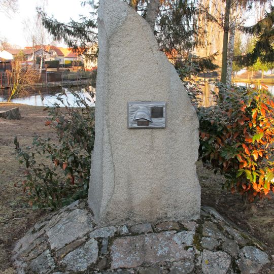 Pomník u hasičské zbrojnice