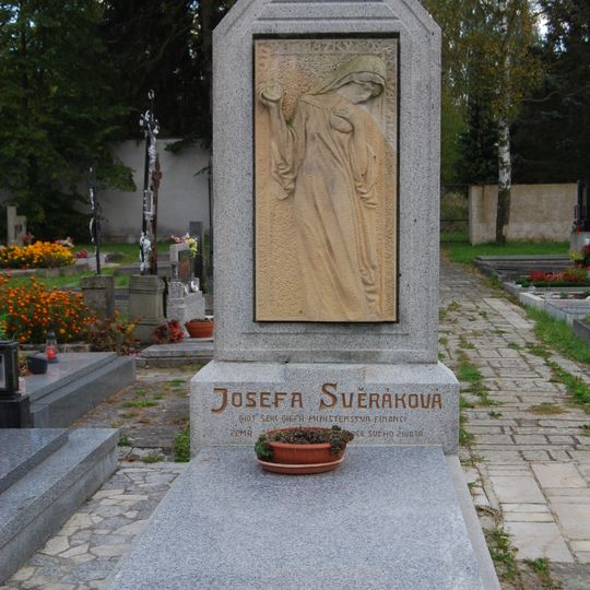 Hrobka J. Svěrákové