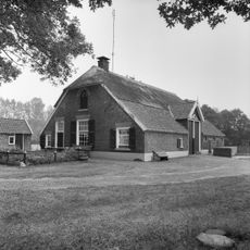 Bussinkweg 1, Notter