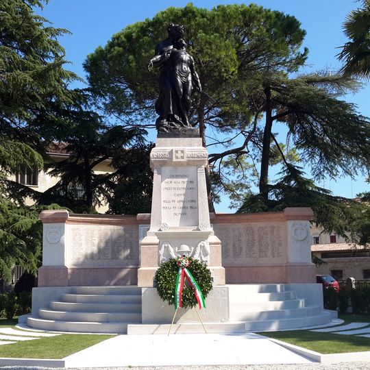 Monumento ai Caduti