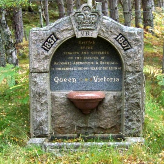 Commemorative Fountain, Corner Of Braemar Road And Invercauld Road