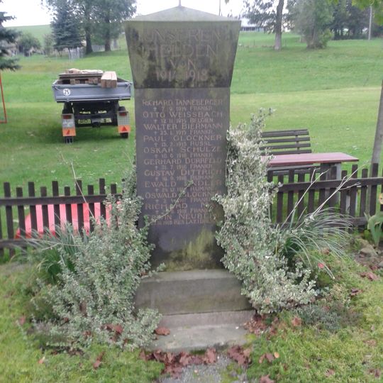 Kriegerdenkmal für die Gefallenen des 1. Weltkrieges Dorfstraße 12