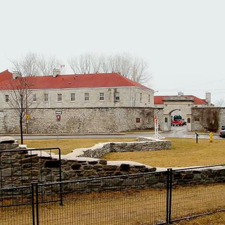 Fort Frontenac Library