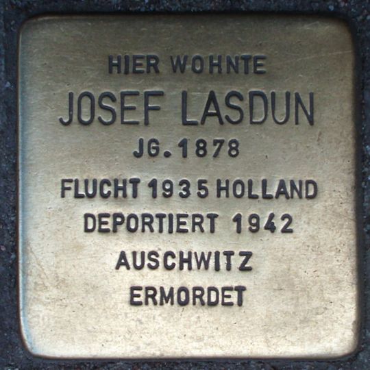 Stolperstein dedicated to Josef Lasdun