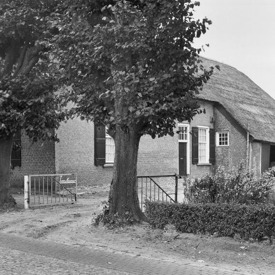 Seminarieweg 28, Bavel