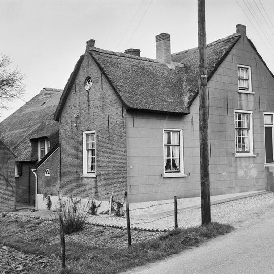 Peursumseweg 95, Giessenburg