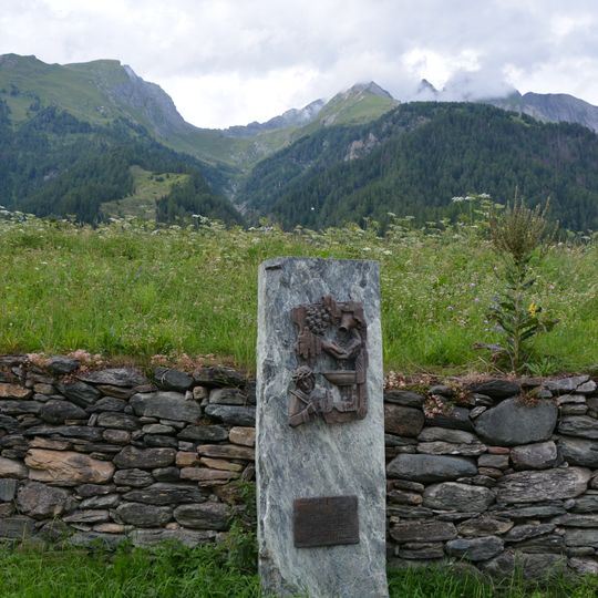 Kreuzweg Göriach Bildsäule, 1. Kreuzwegstation Jesus wird zum Tode verurteilt