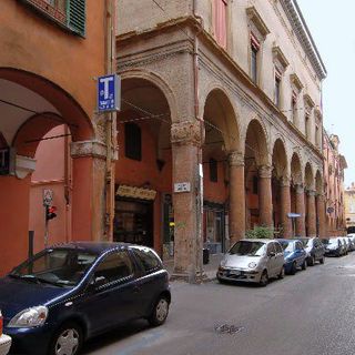 Palazzo Leoni, Bologna