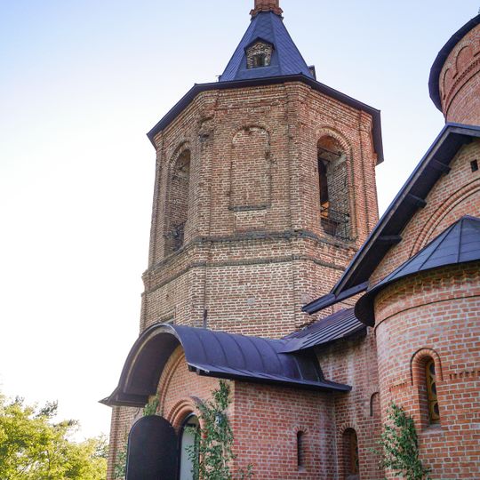 Охтирський Свято — Троїцький монастир