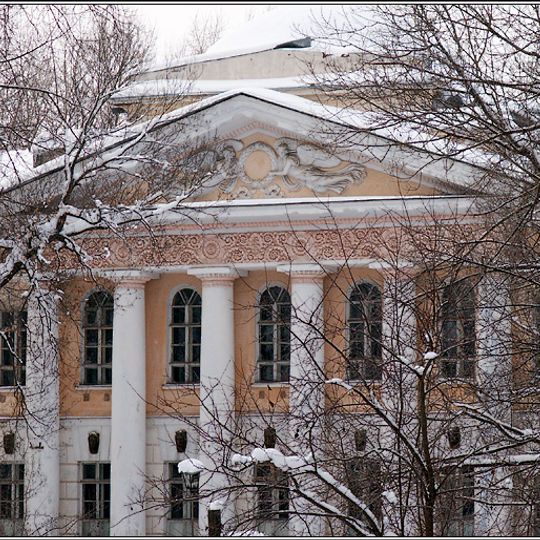 Главный корпус больницы