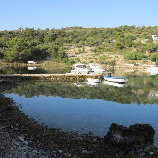 Antički ribnjak na dnu Piškere u Nečujmu