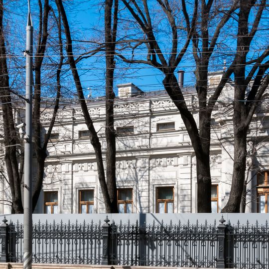 Главный дом