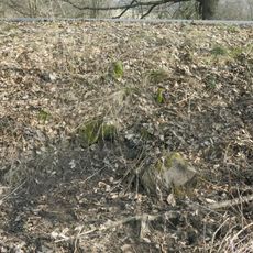 Kříž u silnice severně od Libova