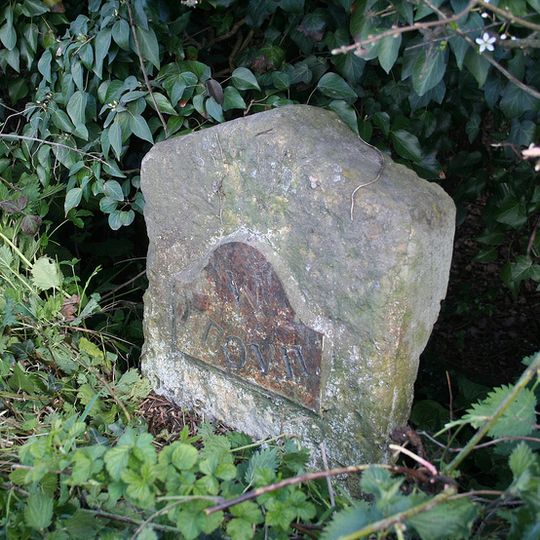 Milestone, 125 Metres South West Of Foxwell Lane Junction At Ngr St 47711220