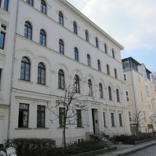 Mietshaus Chopinstraße 10