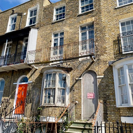 56-62, Grosvenor Place