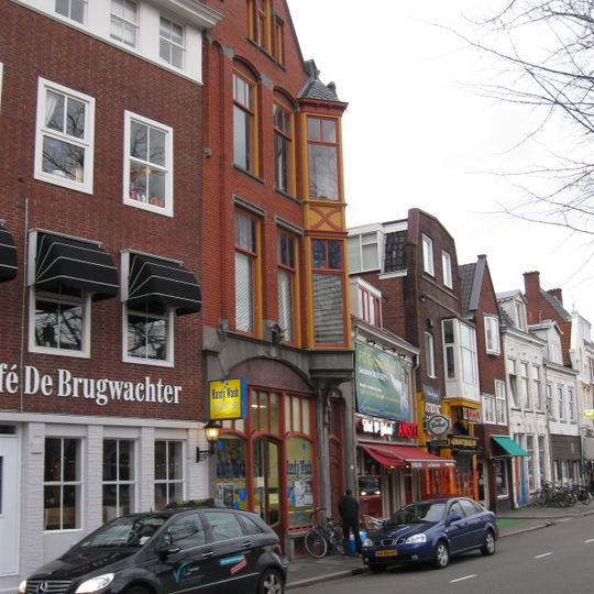 Slagerij met bovenwoning in Art Nouveau-stijl