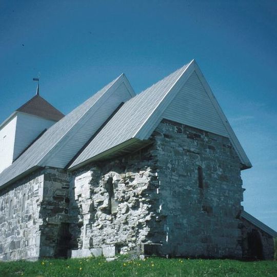 Old Nærøy Church