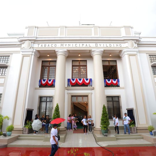 Tabaco City Hall