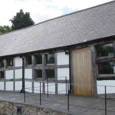 Ty Coch Cruck Barn, Llangynhafal, Denbighshire