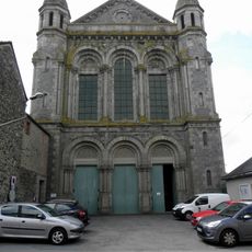 Église Saint-Pierre de Laval