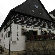 Srub čp. 87 s dřevěným štítem