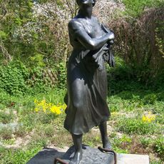 Żniwiarka (rzeźba Stanisława Jackowskiego)