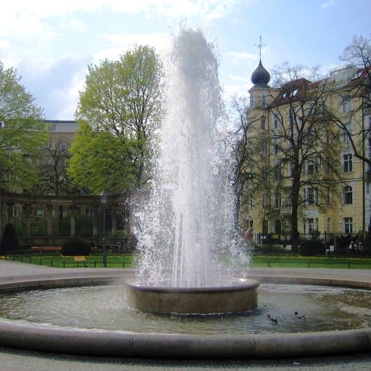 Fountain at Viktoria-Luise-Platz