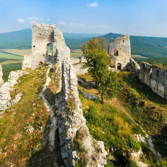 Gýmeš Castle