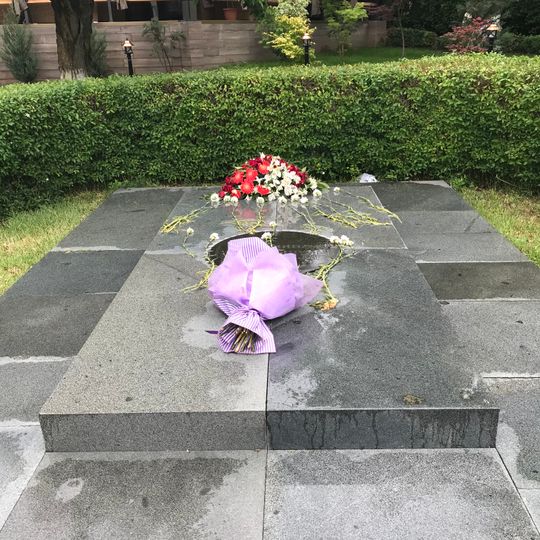 Grave of Alexander Spendiaryan