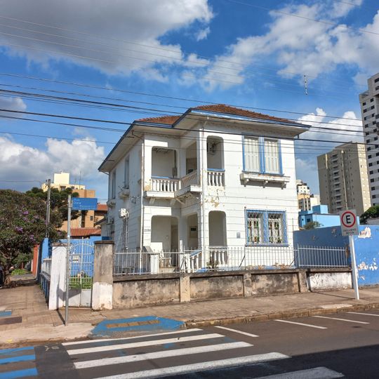 Imóvel à Rua Vinte e Oito de Setembro, nº 2136