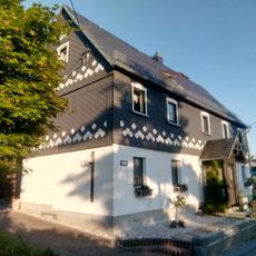 Wohnhaus in offener Bebauung, mit Windfang Bruno-Stiebitz-Straße 51