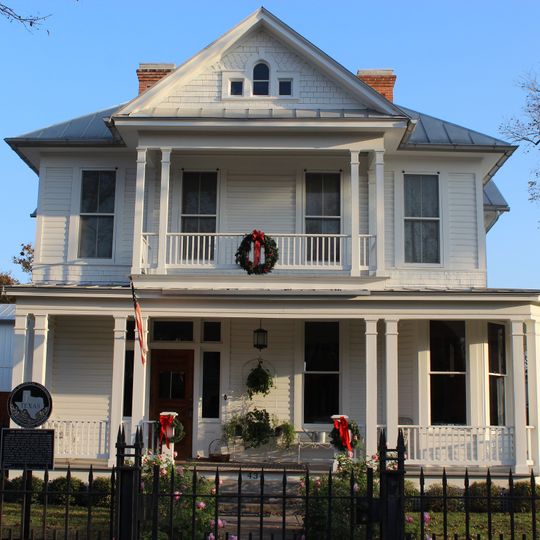 J.M. and Birdie Nix House