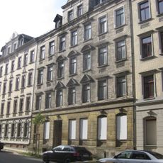 Mietshaus in geschlossener Bebauung Markusstraße 35