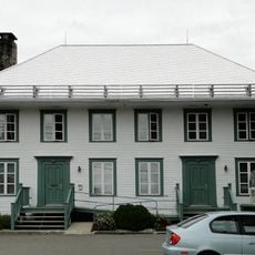 Salle des habitants de L'Islet-sur-Mer