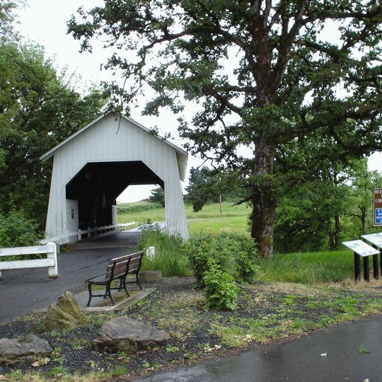 Puente Cubierto de Irish Bend