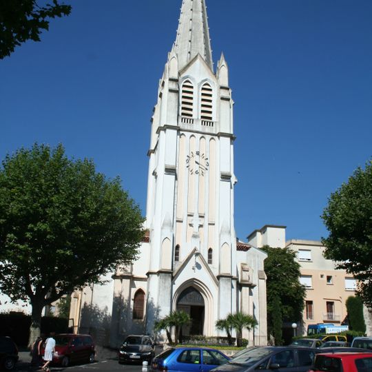 Église Saints-Pierre-et-Paul de Lamalou-les-Bains