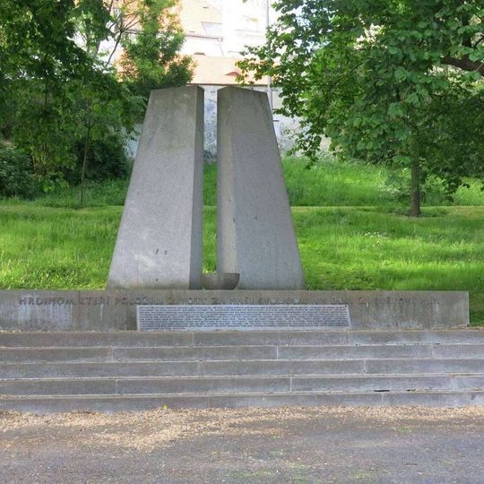 Památník obětí 2.světové války v parku Na Valech v Klatovech