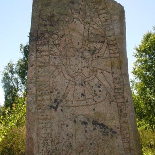 Södermanland Runic Inscription 122