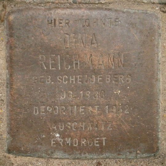 Stolperstein dedicated to Dina Reichmann