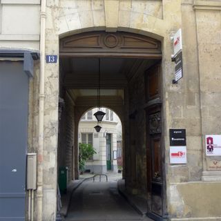 13 rue de Sévigné, Paris