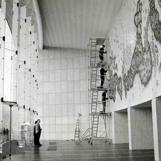 Restauration de la composition murale de la Maison de la Radio à Strasbourg