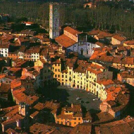 Anfiteatro romano di Lucca