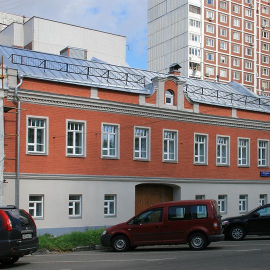 Shkolnaya Street 43, Moscow
