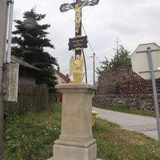 Kříž na křižovatce v Rudíkově