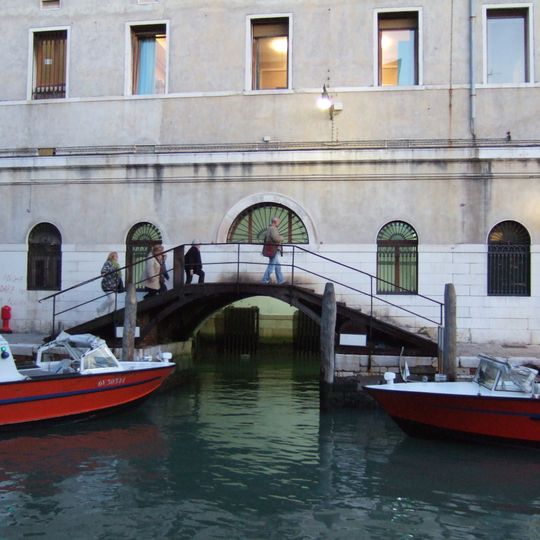 Ponte della Cavana dell'Ospedale ai Mendicanti