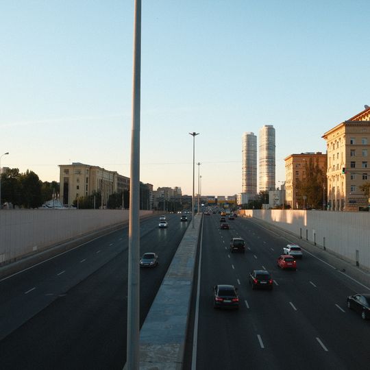Mira Avenue