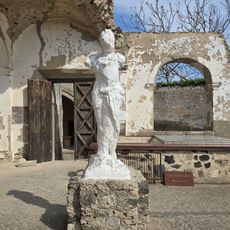 Statue